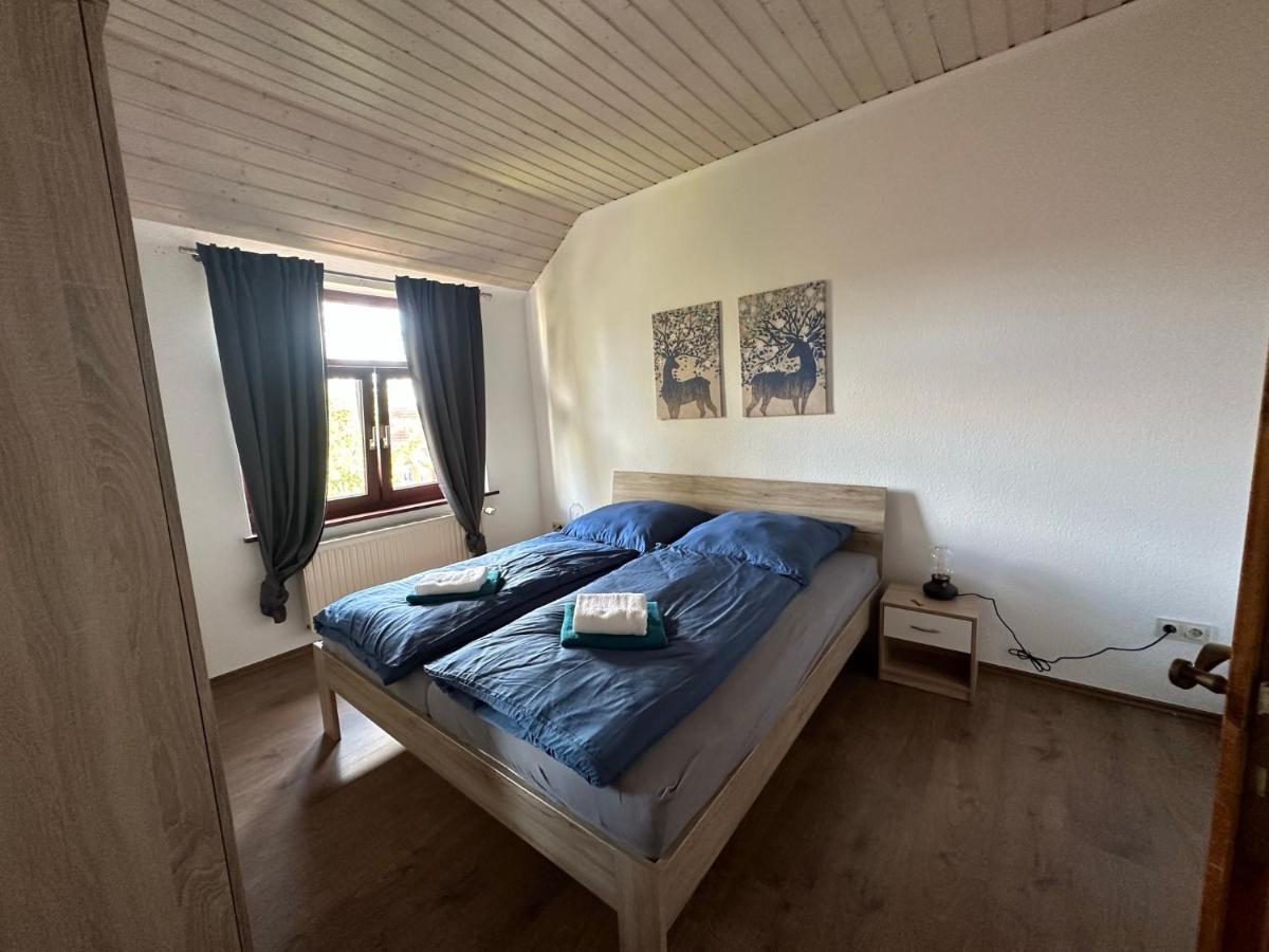 98Qm Wohnung Im Villenviertel - Voll Ausgestattet Mit Balkon Und Kamin - Wlan Gratis Wilhelmshaven Bagian luar foto