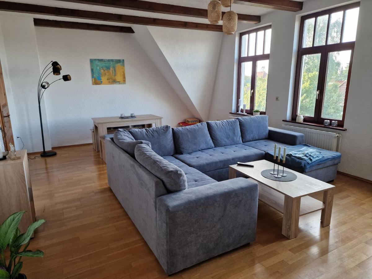 98Qm Wohnung Im Villenviertel - Voll Ausgestattet Mit Balkon Und Kamin - Wlan Gratis Wilhelmshaven Bagian luar foto