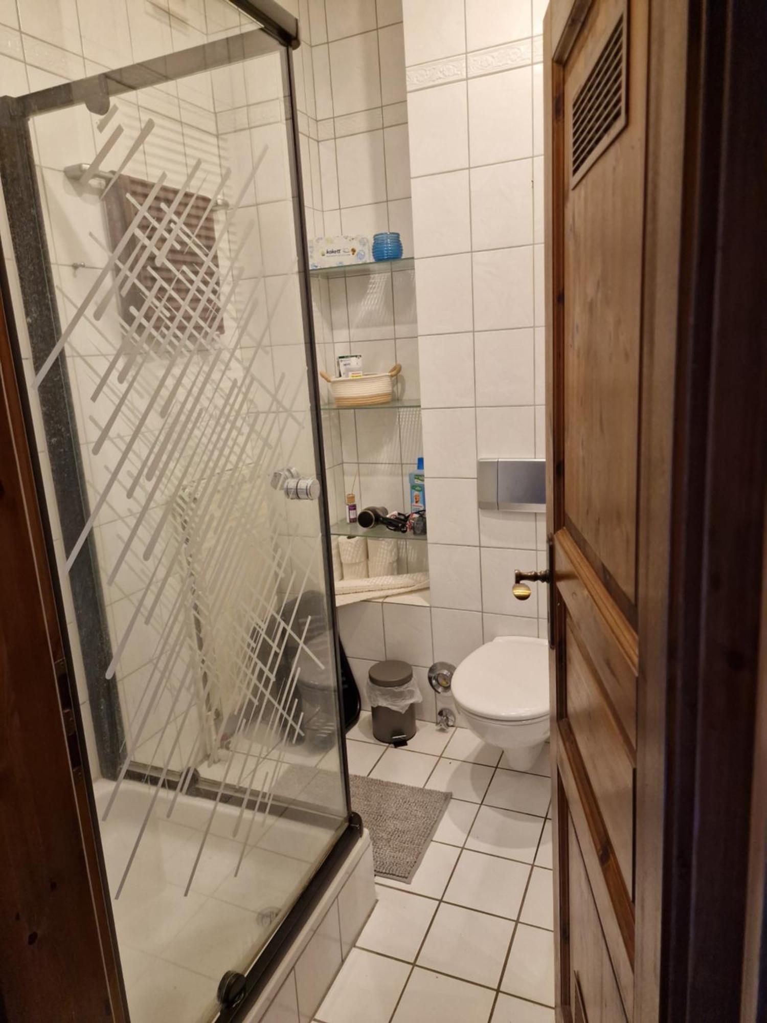 98Qm Wohnung Im Villenviertel - Voll Ausgestattet Mit Balkon Und Kamin - Wlan Gratis Wilhelmshaven Bagian luar foto